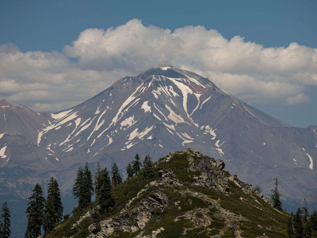 a view of mount shasta as seen from the castle lake to heart lake trail