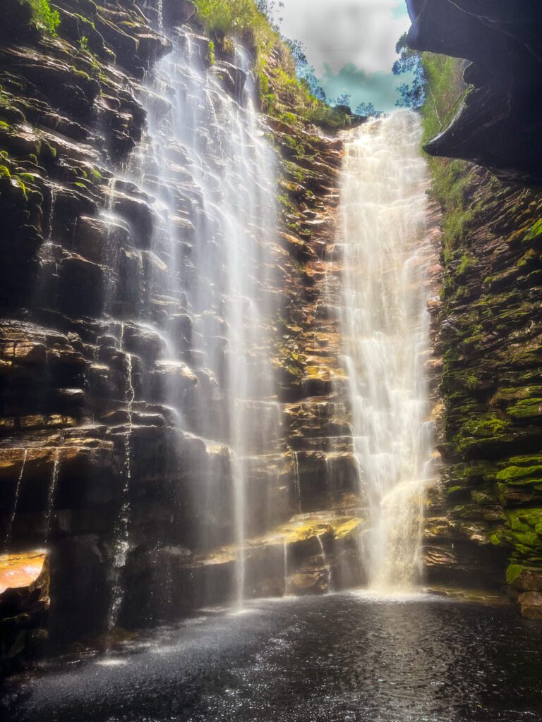 cachoeira do mixila waterfall