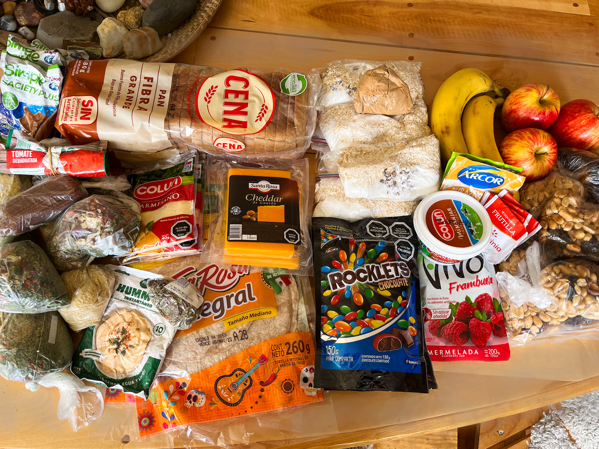 a spread of backpacking meals found in the grocery store